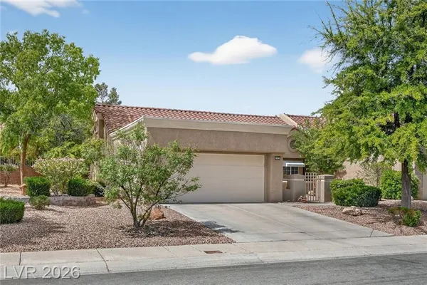 Property Slideshow image 3 of 44 | 2425 desert butte dr, Las Vegas, NV, 89134
