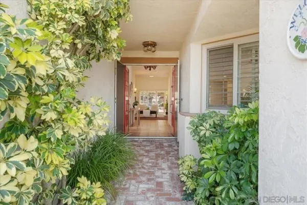 Property Slideshow image 2 of 35 | 17685 cumana ter, San Diego, CA, 92128