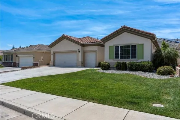 Property Slideshow image 2 of 33 | 6212 pinion ranch rd, Bakersfield, CA, 93306