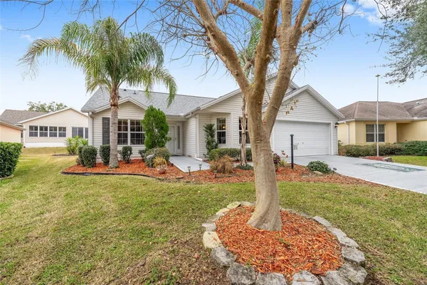 Property Slideshow image 3 of 34 | 16715 se 80th cloverwood ter, The Villages, FL, 32162