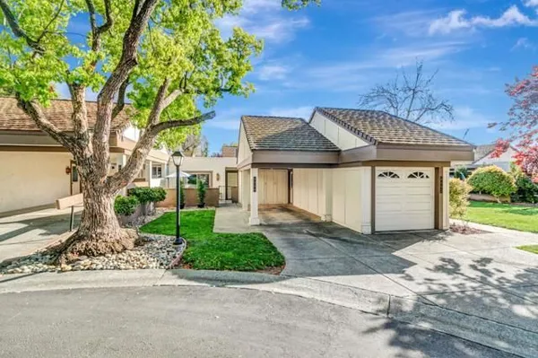 Property Slideshow image 2 of 42 | 6094 montgomery ct, San Jose, CA, 95135