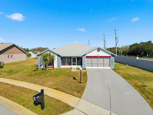 Property Slideshow image 3 of 41 | 10654 fallen leaf ln, Port Richey, FL, 34668