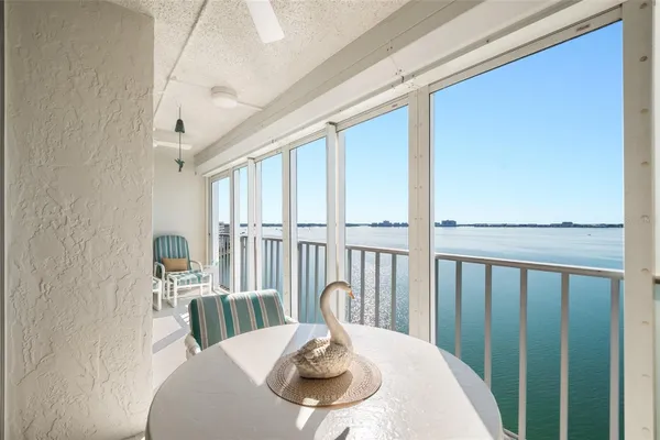 Property Slideshow image 3 of 61 | 6060 shore blvd 906, Gulfport, FL, 33707