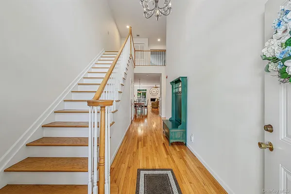 Property Slideshow image 3 of 29 | 66 brianna dr, Brookhaven, NY, 11733