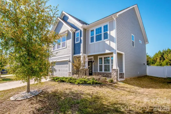 Property Slideshow image 2 of 30 | 129 candlelight way, Mooresville, NC, 28115