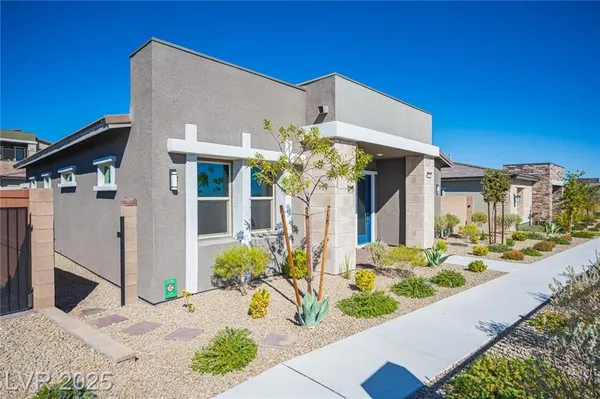 Property Slideshow image 2 of 46 | 932 belleforte ln, Las Vegas, NV, 89138