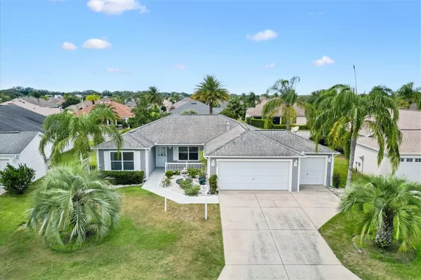Property Slideshow image 3 of 33 | 2291 montbrook pl, The Villages, FL, 32162