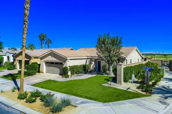 Property Slideshow image 2 of 83 | 60328 desert shadows dr, La Quinta, CA, 92253