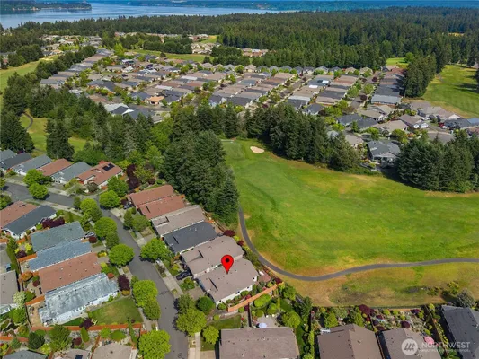 Property Slideshow image 2 of 40 | 4812 spokane st, Lacey, WA, 98516