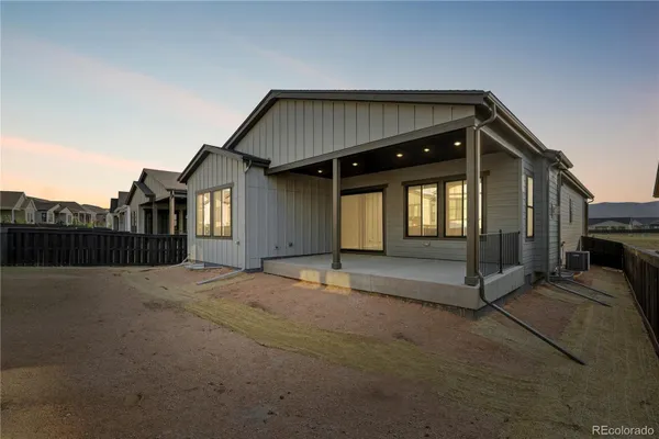 Property Slideshow image 3 of 33 | 11156 stonepath st, Littleton, CO, 80125