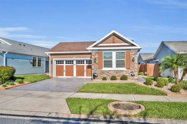 Property Slideshow image 2 of 64 | 397 alcove dr, Groveland, FL, 34736