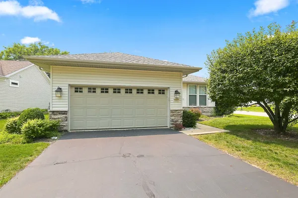 Property Slideshow image 2 of 24 | 13221 indiana ct, Huntley, IL, 60142