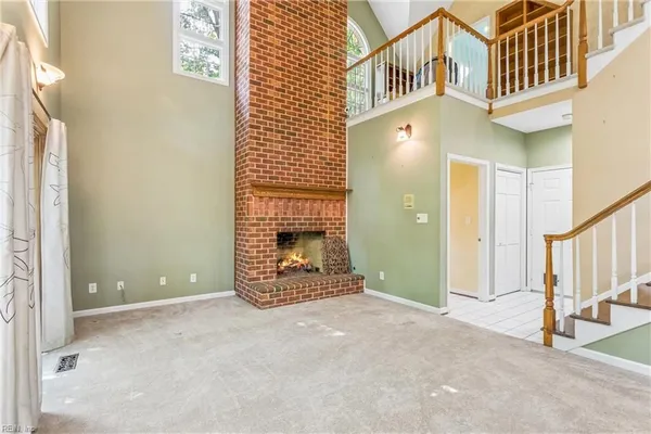 Property Slideshow image 3 of 49 | , Williamsburg, VA, 23188