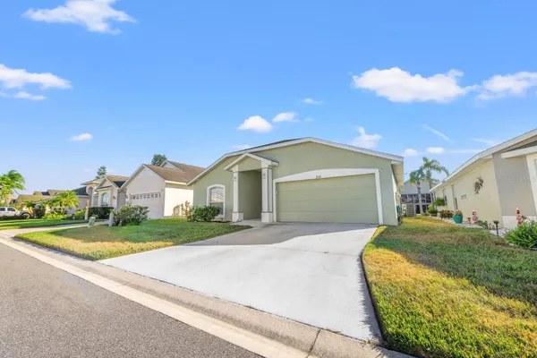 Property Slideshow image 2 of 34 | 221 prather dr, Davenport, FL, 33837