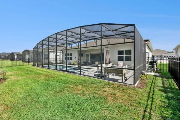 Property Slideshow image 2 of 35 | 15078 canopy cover dr, Winter Garden, FL, 34787