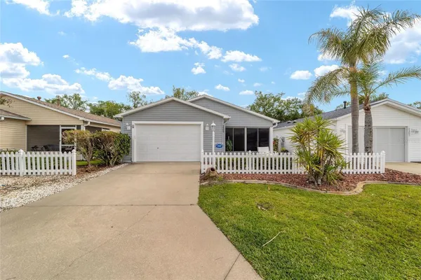 Property Slideshow image 3 of 40 | 3309 riverton rd, The Villages, FL, 32162