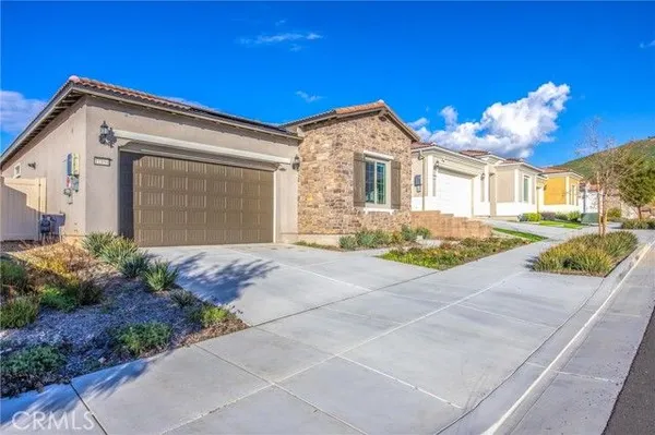Property Slideshow image 3 of 34 | 11894 greenpeak st, Corona, CA, 92883