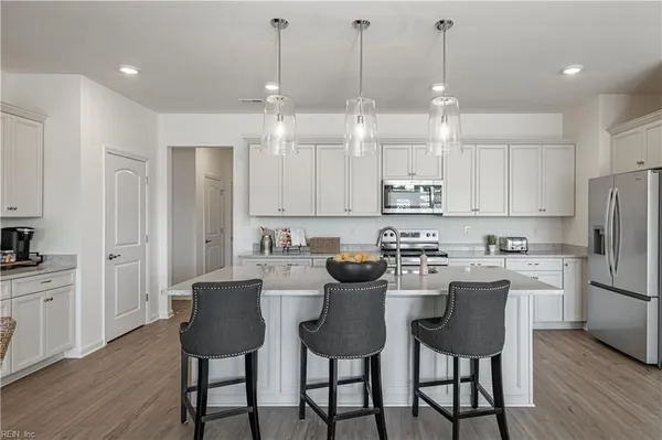 Property Slideshow image 3 of 41 | 212 saint pauls ave 30-4, Smithfield, VA, 23430