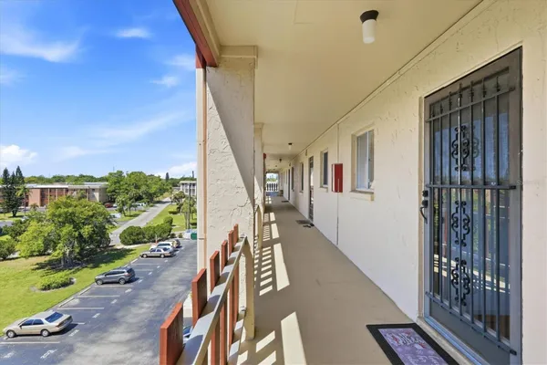 Property Slideshow image 2 of 23 | 4137 lake bayshore dr c505, Bradenton, FL, 34205