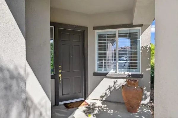 Property Slideshow image 3 of 33 | 80456 glen eagles ct, Indio, CA, 92201