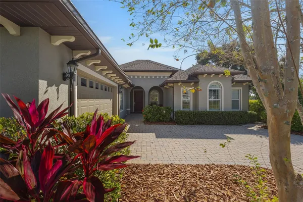 Property Slideshow image 2 of 47 | 39500 hillrise ln, Lady Lake, FL, 32159