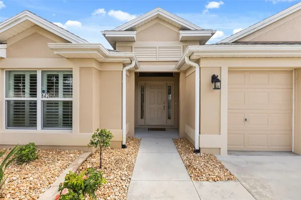 Property Slideshow image 3 of 39 | 842 pickett rd, The Villages, FL, 32163