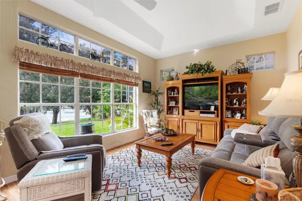Property Slideshow image 2 of 63 | 205 cunningham dr, Davenport, FL, 33837