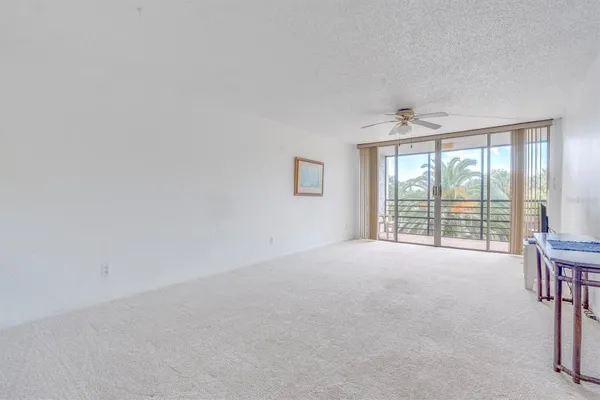 Property Slideshow image 3 of 33 | 11945 143rd st 7325, Largo, FL, 33774