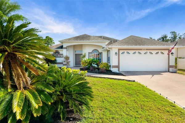 Property Slideshow image 3 of 62 | 6710 pleasant hill rd, Bradenton, FL, 34203