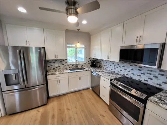 Property Slideshow image 3 of 36 | 2341 haitian dr 55, Clearwater, FL, 33763
