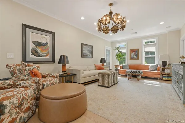 Property Slideshow image 2 of 30 | 15103 aspenwood dr, Oyster Bay, NY, 11803