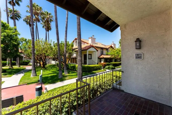 Property Slideshow image 3 of 39 | 2167 martinique ln, Oxnard, CA, 93035