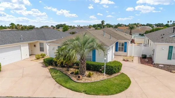 Property Slideshow image 3 of 48 | 587 audrey ln, The Villages, FL, 32162