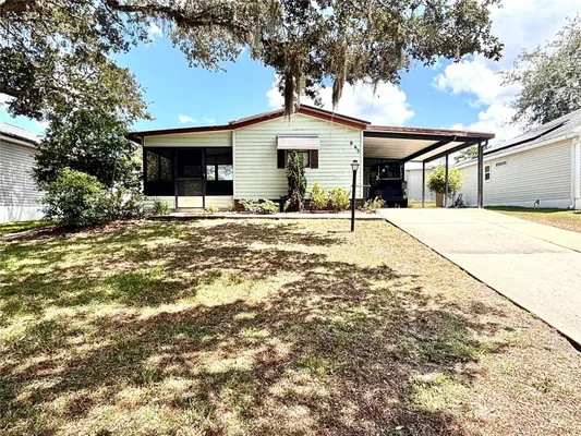 Property Slideshow image 3 of 19 | 945 tarrson blvd, Lady Lake, FL, 32159