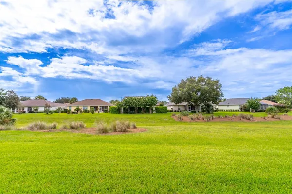 Property Slideshow image 3 of 73 | 8373 sw 82nd loop, Ocala, FL, 34481