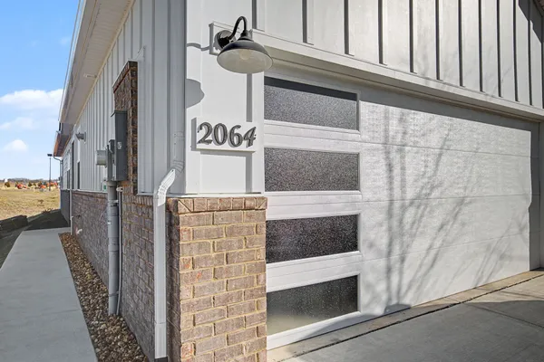 Property Slideshow image 2 of 41 | 2064 holmesburg private cir, Gallatin, TN, 37066