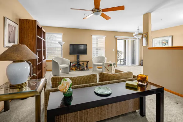 Property Slideshow image 3 of 16 | 13809 s bristlecone dr a, Plainfield, IL, 60544