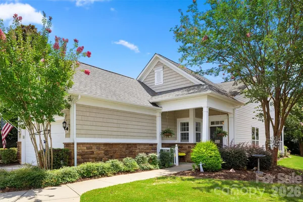 Property Slideshow image 2 of 38 | 7410 carolina jessamine ct, Fort Mill, SC, 29707