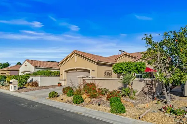 Property Slideshow image 3 of 59 | 80556 hoylake dr, Indio, CA, 92201