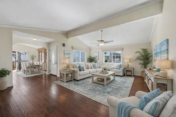 Property Slideshow image 3 of 52 | 647 via costa rica, Vista, CA, 92081