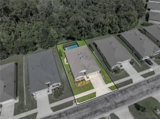 Property Slideshow image 3 of 62 | 12615 eastpointe dr, Dade City, FL, 33525