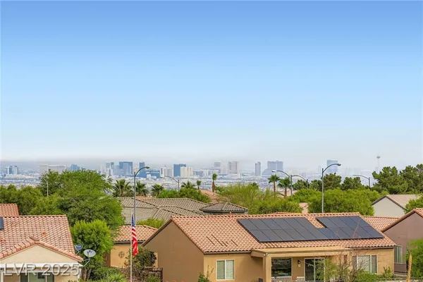 Property Slideshow image 2 of 45 | 2544 forest city dr, Henderson, NV, 89052