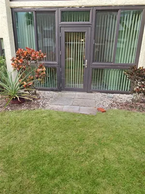 Property Slideshow image 2 of 31 | 14130 rosemary ln apt 6107, Largo, FL, 33774