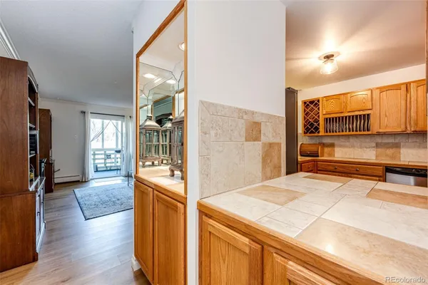 Property Slideshow image 3 of 40 | 635 s alton way 10a, Denver, CO, 80247