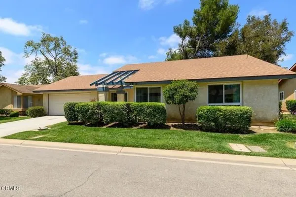Property Slideshow image 2 of 40 | 23115 village 23 23, Camarillo, CA, 93012