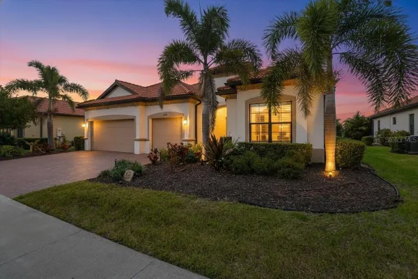 Property Slideshow image 3 of 95 | 10900 tarflower dr, Venice, FL, 34293