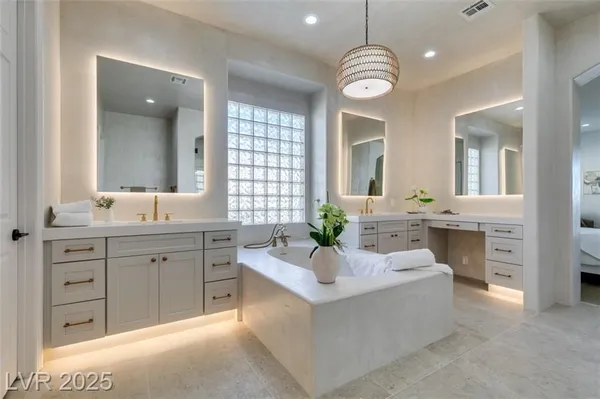 Property Slideshow image 3 of 32 | 5192 estasi st, Las Vegas, NV, 89135