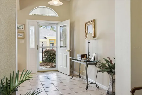 Property Slideshow image 2 of 28 | 24403 amberleaf ct, Leesburg, FL, 34748