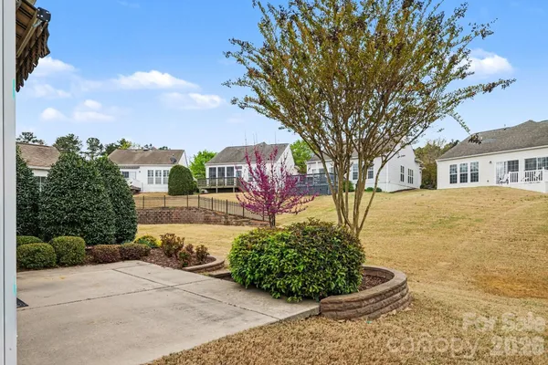 Property Slideshow image 3 of 24 | 3918 yosemite way, Fort Mill, SC, 29707