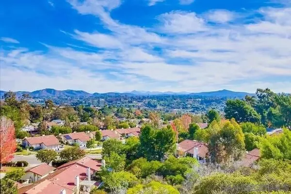 Property Slideshow image 3 of 27 | 1874 forestdale dr, Encinitas, CA, 92024